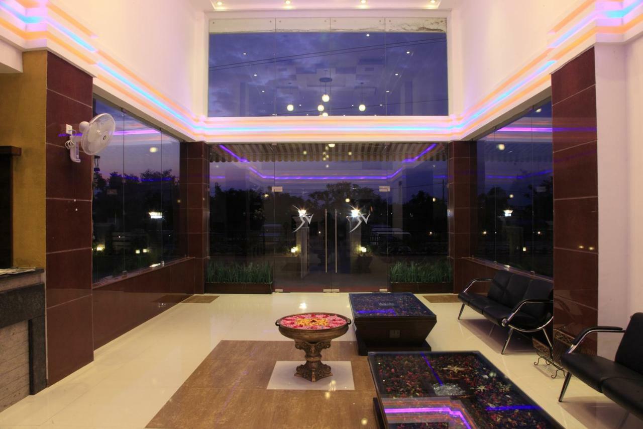 Hotel Vinay Residency Sindhnur Zewnętrze zdjęcie